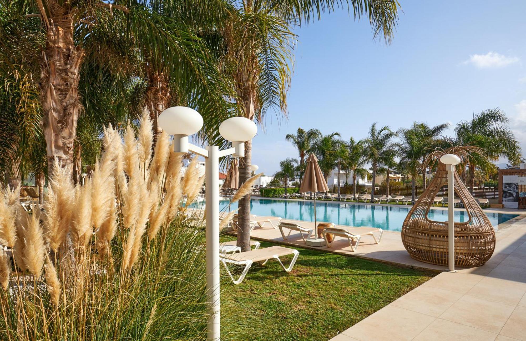 Kyknos Beach Hotel & Bungalows Малиа Экстерьер фото