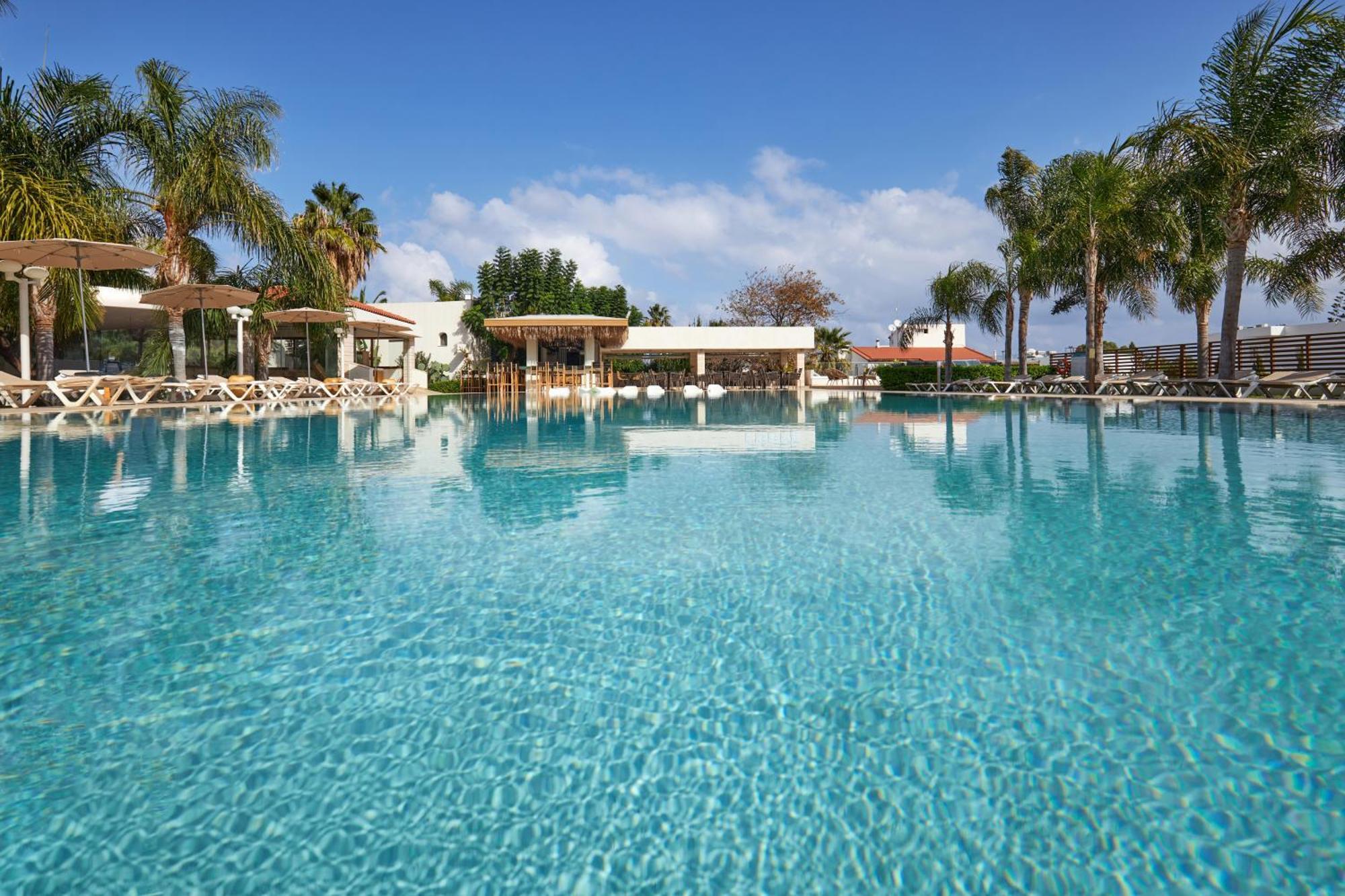 Kyknos Beach Hotel & Bungalows Малиа Экстерьер фото